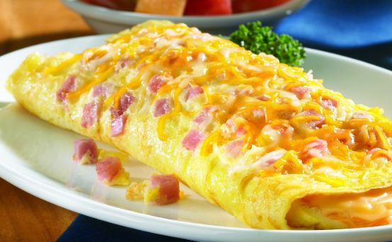 Omellette mixto con guarnición